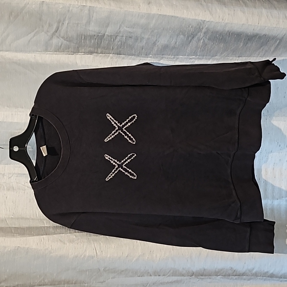 Uniqlo x Kaws Sweatshirt